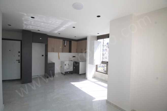 Retro’Dan Merkez Mah’De Yarınlarınızın Yatırımı Olacağı Fırsat 2+1 Satılık Daire Mezitli