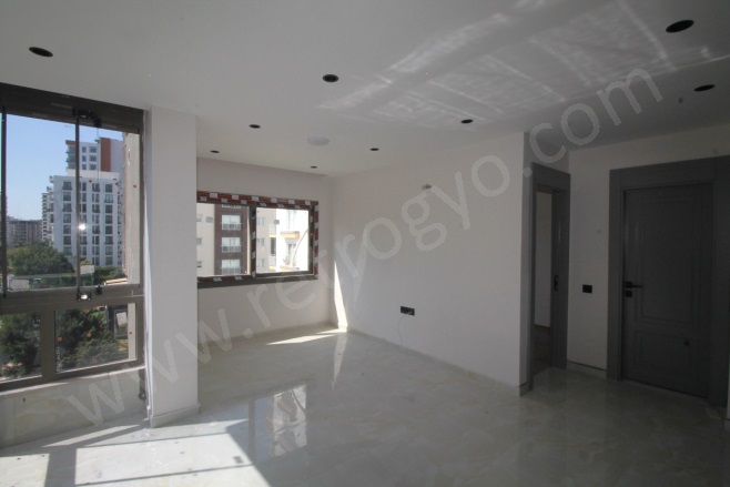 Merkez Mah. Mezitli Satılık Daire |  2+1 Oda | 110M2 3.800.000Tl  Krediye Uygun  | 3. Kat | Doğalgaz(Kombi) | 2 Banyo | 2 Yatak Odası Resim-5