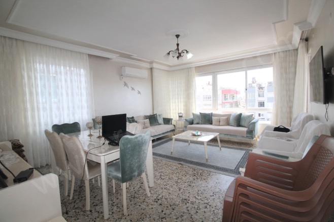 Cumhuriyet Mah. Yenişehir Satılık Daire |  3+1 Oda | 180M2 3.500.000Tl  Krediye Uygun  | 7. Kat | Klima | 1 Banyo | 3 Yatak Odası Resim-3