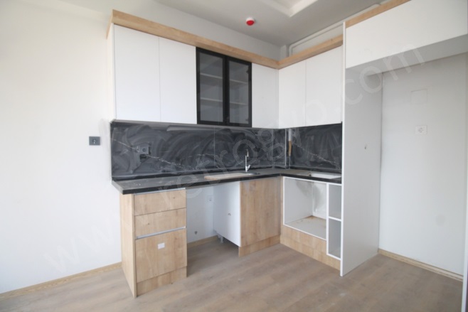 Akdeniz Mah. Mezitli Kiralık Daire |  2+1 Oda | 110M2 Aylık 30.000Tl  Krediye Uygun  | 4. Kat | Doğalgaz(Kombi) | 2 Banyo | 2 Yatak Odası Resim-3