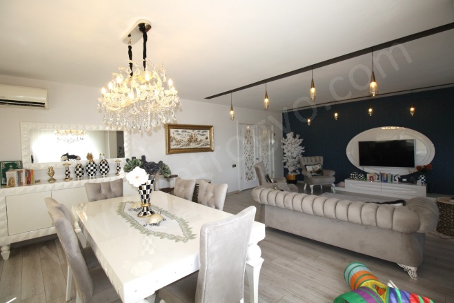 Fuatmorel Mah. Yenişehir Satılık Daire |  4+1 Oda | 250M2 18.250.000Tl | 10. Kat | Doğalgaz(Kombi) | 2 Banyo | 4 Yatak Odası Resim-3