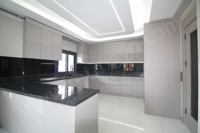 Retro’Dan Batıkent Mah’De Müstakil Bir Yaşam Tarzınızın Olacağı Lüks Dubleks 4+1 Satılık Villa Yenişehir
