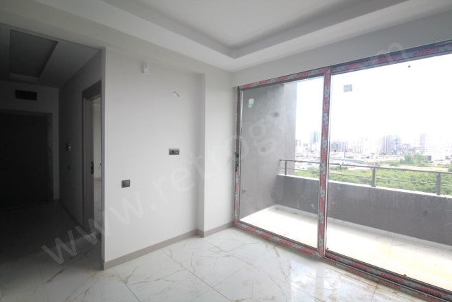 Çiftlikköy Mah. Yenişehir Satılık Daire |  3+1 Oda | 180M2 8.500.000Tl  Krediye Uygun  | 6. Kat | 2 Banyo | 3 Yatak Odası Resim-5