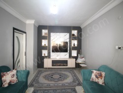 Akdeniz Yeni Mah. Satılık Daire 3+1 160 M2 | 2. Kat | Klima | 1 Banyo | 3 Yatak Odası