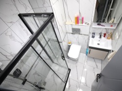 Mezitli Tece Mah. Satılık Daire 1+1 65 M2 | 1. Kat | Klima | 1 Banyo | 1 Yatak Odası