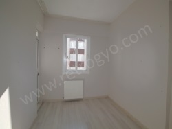 Yenişehir Akkent Mah. Kiralık Daire 3+1 150 M2 | 5. Kat | Doğalgaz(Kombi) | 1 Banyo | 3 Yatak Odası