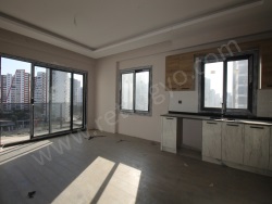 Mezitli Tece Mah. Satılık Daire 1+1 60 M2 | 7. Kat | Doğalgaz(Kombi) | 1 Banyo | 1 Yatak Odası