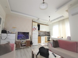 Yenişehir Cumhuriyet Mah. Satılık Daire 2+1 130 M2 | 4. Kat | Doğalgaz(Kombi) | 2 Banyo | 2 Yatak Odası