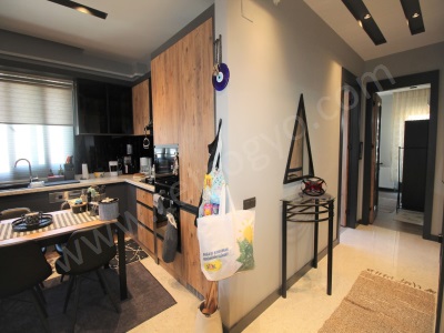 Retrodan Lüks Konsept İle Bir Arada Tarz Ve Şık 2+1 Satılık Daire Yenişehir Batıkent Mah