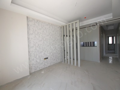 Retrodan Kaliteli İşçilik Ve Modern Diyaznıyla Yerinizi Ayrıdğımız Lüks 4+1 Satılık Daire Mezitli Eski Mah