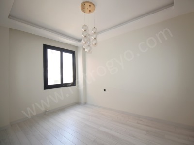 Retrodan Fuatmorel Mahde Dubleks Sıfır Lüks 3+1 Satılık Villa Yenişehir Mah