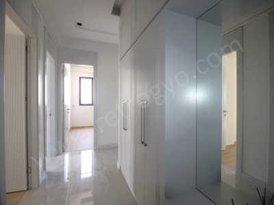 Retrodan Kaliteli İşçilik Modern Dizaynıyla Yerinizi Ayıracağınız B Mutfak 3+1 Satılık Daire Yenişehir Batıkent Mah