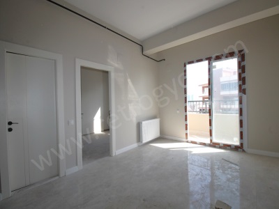 Retrodan Batıkent Mahde Sıfır Site İçi Doğalgazlı Kiralık Daire 1+1 Yenişehir Mah