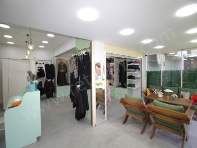 Retrodan Forum Avm Civarı İçi Yenilenmiş Devren Dükkan Kiralık Butik Yenişehir Güvenevler Mah