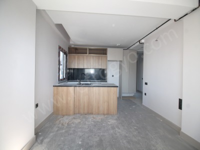 Retrodan Tecede Ses Getiren Deniz Manzaralı Lüks 2+1 Satılık Daire Mezitli Mah