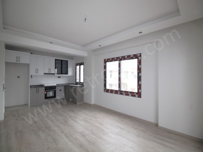 Retro’Dan Gazi Mah’De Kaliteli İşçiliğiyle Site İçi Sıfır Kiralık Daire 2+1 Yenişehir Mah