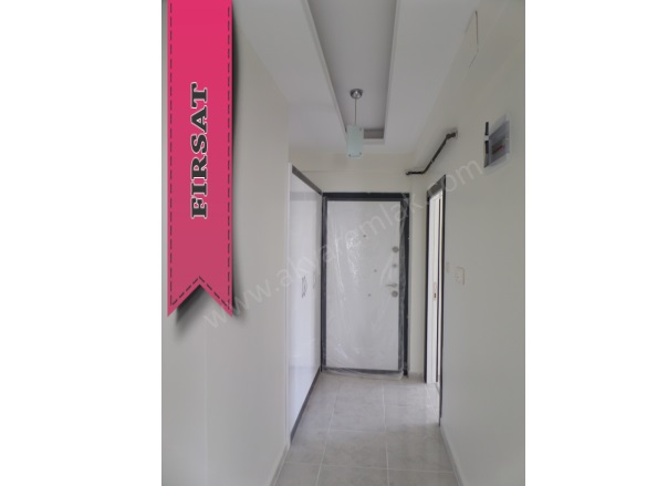 Akif İnan Mah. Onikişubat Satılık Daire |  3+1 Oda | 120M2 0Tl  Krediye Uygun  | 3. Kat | Doğalgaz(Kombi) | 2 Banyo | 2 Yatak Odası Resim-3