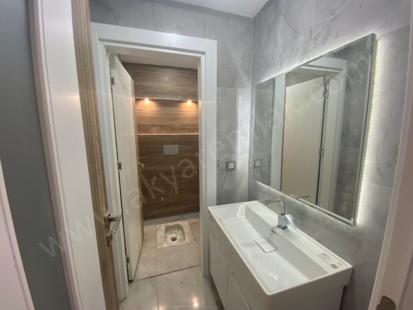 Ağcalı Mah. Onikişubat Satılık Daire |  4+1 Oda | 190M2 0Tl  Krediye Uygun  | 2. Kat | Merkezi Isınma(Pay Ölçer) | 2 Banyo | 1 Yatak Odası Resim-4