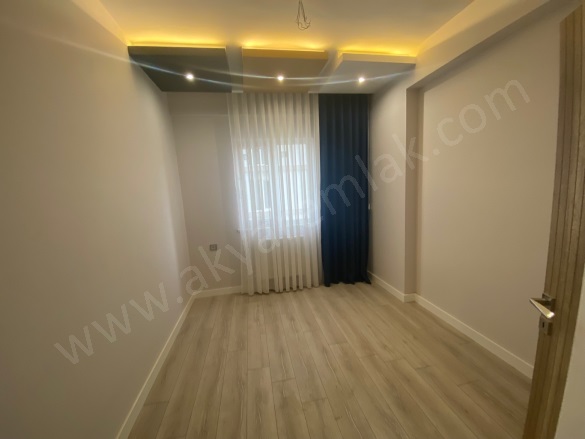 Ağcalı Mah. Onikişubat Satılık Daire |  4+1 Oda | 190M2 0Tl  Krediye Uygun  | 2. Kat | Merkezi Isınma(Pay Ölçer) | 2 Banyo | 1 Yatak Odası Resim-5