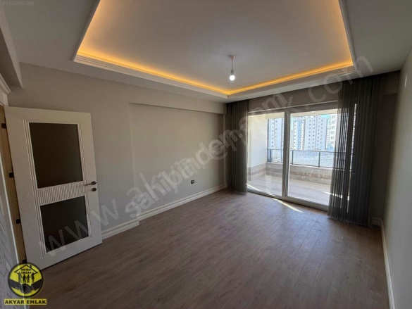 Hürriyet Mah. Onikişubat Satılık Daire |  4+1 Oda | 200M2 7.500.000Tl  Krediye Uygun  | 7. Kat | Merkezi Isınma Resim-4