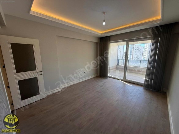 Hürriyet Mah. Onikişubat Satılık Daire |  4+1 Oda | 200M2 7.500.000Tl  Krediye Uygun  | 7. Kat | Merkezi Isınma Resim-5