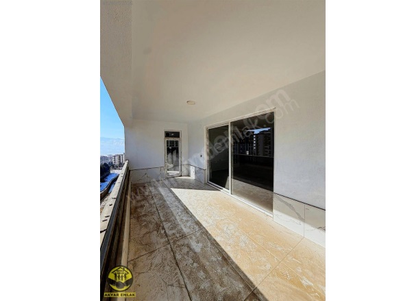 Bin Evler Mah. Onikişubat Satılık Daire |  5+1 Oda | 240M2 8.500.000Tl  Krediye Uygun  | 5. Kat | Merkezi Isınma Resim-3