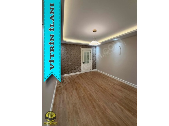 Cumhuriyet Mah. Onikişubat Satılık Daire |  4+1 Oda | 212M2 11.000.000Tl  Krediye Uygun  | 2. Kat | Merkezi Isınma | 2 Banyo Resim-3