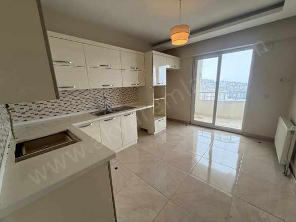 Akyar Emlakdan Kiralık Daire 4+1 Geniş Lüks Onikişubat Yirmiikigün Mah