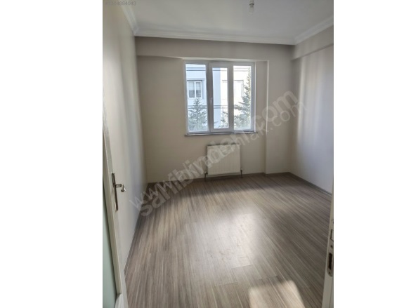 Hürriyet Mah. Onikişubat Satılık Daire |  4+1 Oda | 190M2 5.200.000Tl  Krediye Uygun  | 2. Kat | Doğalgaz Sobası Resim-5