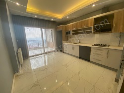 Onikişubat Ağcalı Mah. Satılık Daire 4+1 190 M2 | 2. Kat | Merkezi Isınma(Pay Ölçer) | 2 Banyo | 1 Yatak Odası