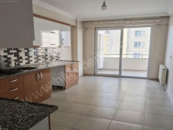 Onikişubat Hürriyet Mah. Satılık Daire 4+1 190 M2 | 2. Kat | Doğalgaz Sobası