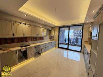 House For Sale in  Turkey, Kahramanmaras, Onikisubat, Mimar Sinan neighborhood , 5+1 Room, 250 m2