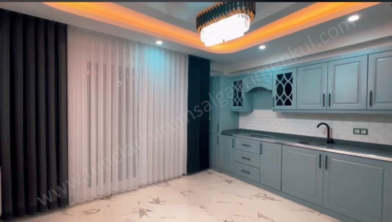 Dönümlü  Yenişehir Satılık Daire |  3+1 Oda | 145M2 3.750.000Tl  Krediye Uygun  | 5. Kat | Yerden Isıtma | 1 Banyo | 1 Yatak Odası Resim-2