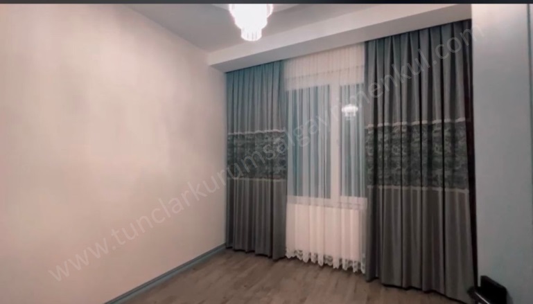 Dönümlü  Yenişehir Satılık Daire |  3+1 Oda | 145M2 3.750.000Tl  Krediye Uygun  | 5. Kat | Yerden Isıtma | 1 Banyo | 1 Yatak Odası Resim-5