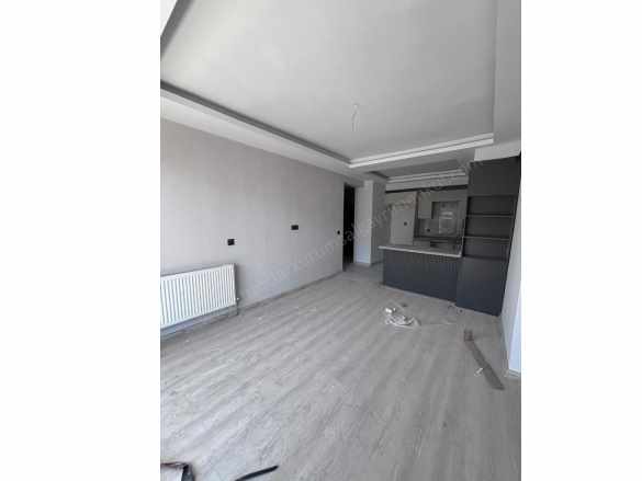 (Elif) Bağcılar Ahmet Kaya Caddesınde Satılık Daire Sıfır 2+1 Bağlar