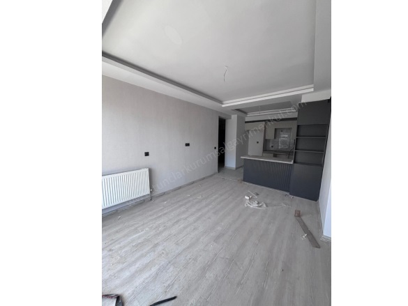 Bağcılar Bağlar Satılık Daire |  2+1 Oda | 85M2 3.350.000Tl  Krediye Uygun  | 2. Kat | Doğalgaz(Kombi) | 1 Banyo | 1 Yatak Odası Resim-1