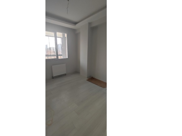 Kent Meydanı Civarı Kayapınar Satılık Daire |  2+1 Oda | 95M2 4.300Tl  Krediye Uygun  | 2. Kat | Merkezi Isınma | 1 Banyo | 1 Yatak Odası Resim-2