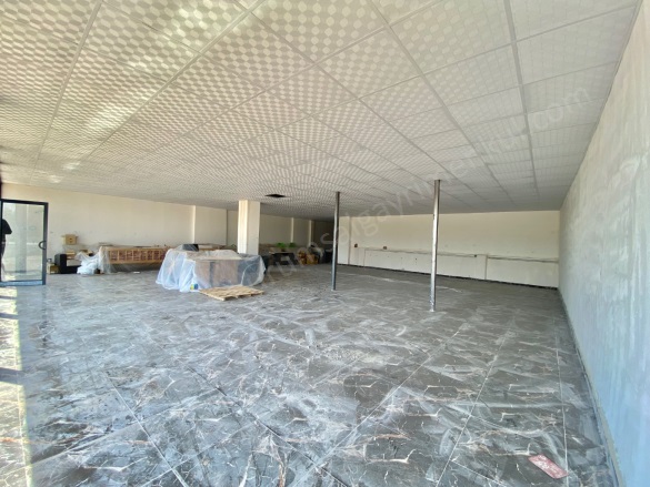 Bağcılar Bağlar Satılık Dükkan |  1 Oda | 230M2 7.800.000Tl  Krediye Uygun  | 1. Kat Resim-1