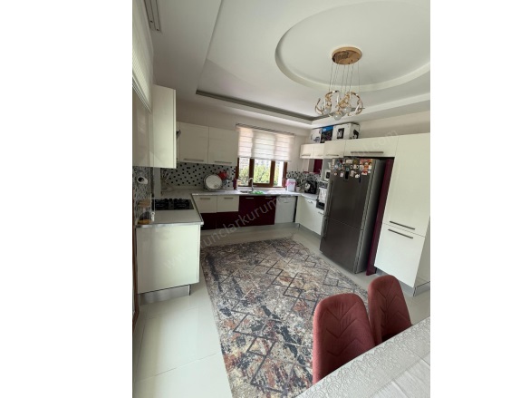 75 Caddesi Civarı Kayapınar Satılık Daire |  4+1 Oda | 200M2 5.950.000Tl  Krediye Uygun  | 2 Banyo Resim-2