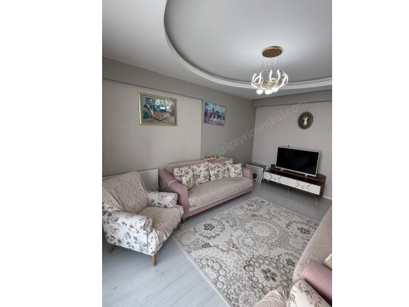 75 Caddesi Civarı Kayapınar Satılık Daire |  4+1 Oda | 200M2 6.250.000Tl  Krediye Uygun  | 2 Banyo Resim-3