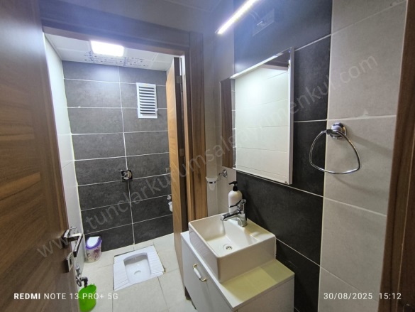 Üç Kuyular Civarı Yenişehir Satılık Daire |  3+1 Oda | 130M2 3.550.000Tl  Krediye Uygun  | Giriş Katı | Doğalgaz(Kombi) | 1 Banyo Resim-4