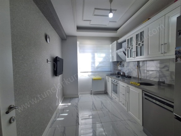 Üç Kuyular Civarı Yenişehir Satılık Daire |  2+1 Oda | 95M2 3.240.000Tl  Krediye Uygun  | Yüksek Giriş | Merkezi Isınma | 2 Banyo Resim-4