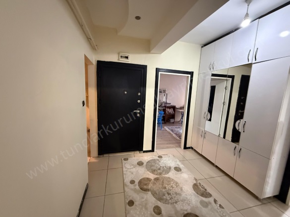 Fırat Mahallesi. Kayapınar Satılık Daire |  2+1 Oda | 100M2 2.950.000Tl  Krediye Uygun  | 1. Kat | Merkezi Isınma | 1 Banyo Resim-2