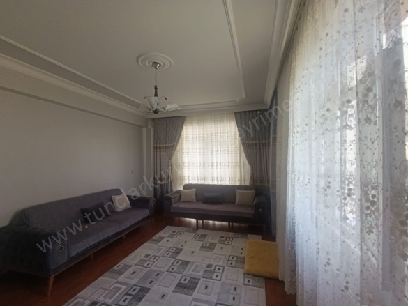 Fırat Mahallesi. Kayapınar Satılık Daire |  3+1 Oda | 155M2 4.150.000Tl  Krediye Uygun  | 4. Kat | Doğalgaz(Kombi) | 2 Banyo Resim-3
