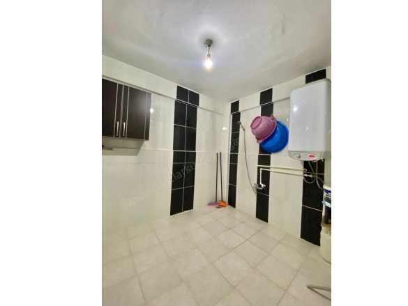 Huzurevleri Civarı Kayapınar Satılık Daire |  2+1 Oda | 145M2 1.490.000Tl | 4. Kat | Soba | 1 Banyo | 1 Yatak Odası Resim-5