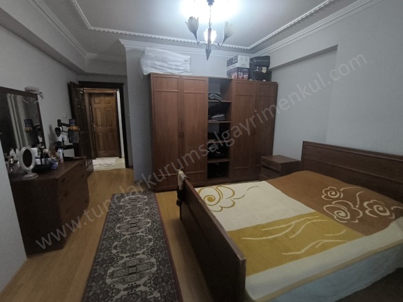 Diclekent Civarı Kayapınar Satılık Daire |  3+1 Oda | 200M2 3.950.000Tl  Krediye Uygun  | 7. Kat | Doğalgaz(Kombi) | 1 Banyo Resim-4