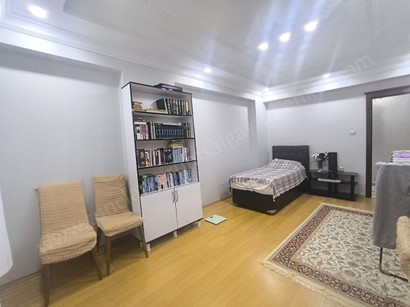 Diclekent Civarı Kayapınar Satılık Daire |  3+1 Oda | 200M2 3.950.000Tl  Krediye Uygun  | 7. Kat | Doğalgaz(Kombi) | 1 Banyo Resim-5