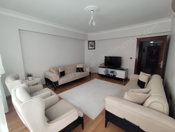 Forum Avm Civarı Kayapınar Satılık Daire |  4+1 Oda | 200M2 3.970.000Tl | 12. Kat | Doğalgaz(Kombi) Resim-3