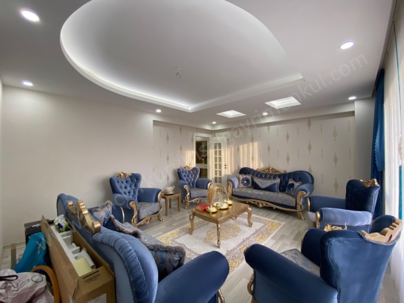 Wiston Civarı Kayapınar Satılık Daire |  3.5+1 Oda | 165M2 5.850.000Tl  Krediye Uygun  | 8. Kat | Merkezi Isınma | 2 Banyo | 1 Yatak Odası Resim-2