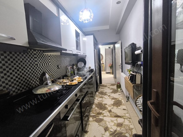 Bağcılar Bağlar Satılık Daire |  2+1 Oda | 90M2 3.100.000Tl  Krediye Uygun  | Yüksek Giriş | Merkezi Isınma | 1 Banyo Resim-2